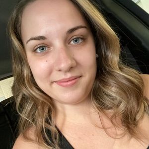 Meet your Posher, Annah